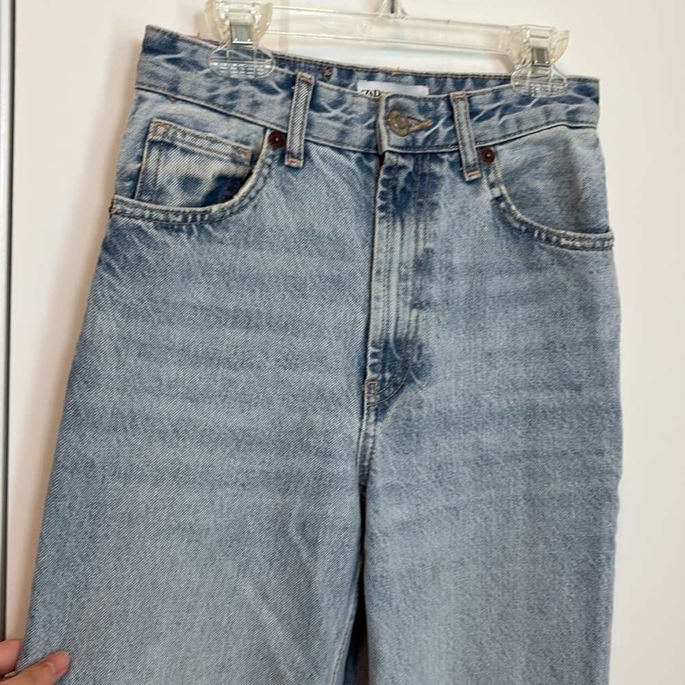 Zara TRF Light Blue Distressed Wide Leg Jeans
Discontinued style! - Picture 3 of 9